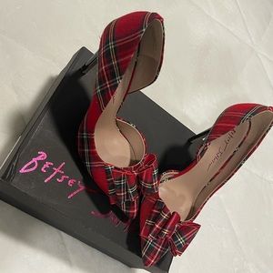 Betsey Johnson, 7.5 School Girl Plaid